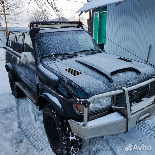 Накладка на капот.воздухозаборник.универсальный