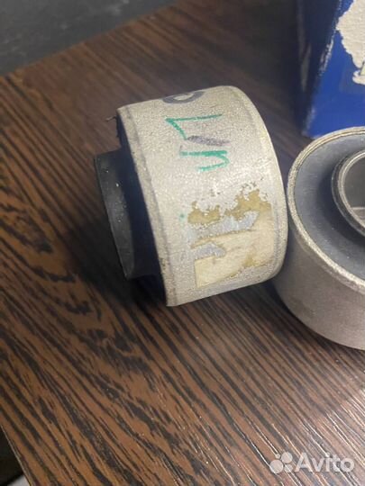 Сайлентблок подвески lemforder 2721801