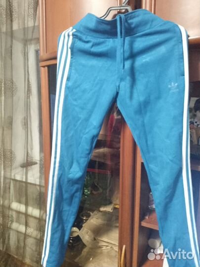 Adidas треко с лампасами женское