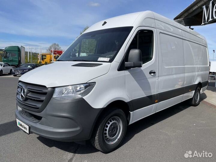 Mercedes-Benz Sprinter цельнометаллический, 2022