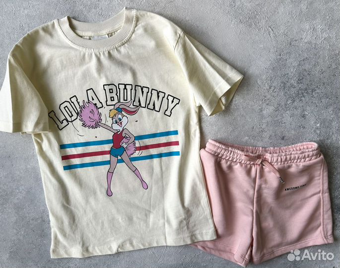 Комплект для девочки: футболка и шорты Zara 110