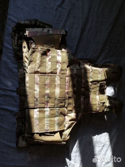 Разгрузочный жилет с подсумками