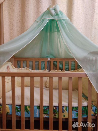 Кровать с балдахином