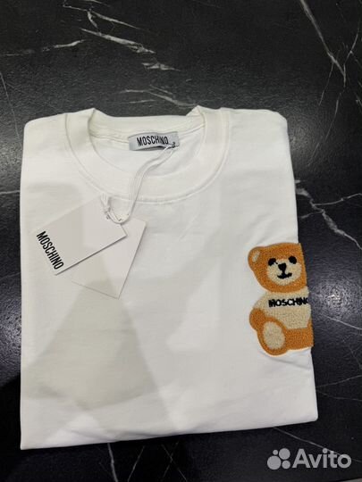 Свитшот love moschino