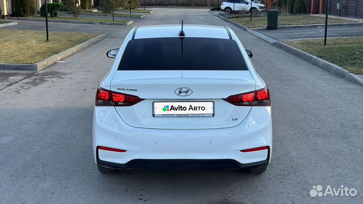 Hyundai Solaris 1.6 AT, 2018, 100 000 км