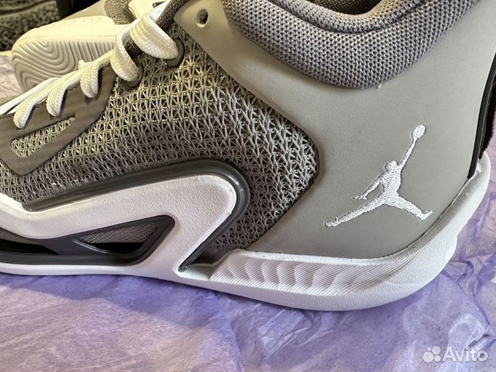 Кроссовки для баскетбола 40 размер