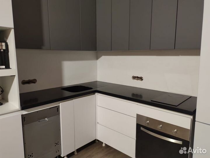 Столешница из искусственного камня (кварц, акрил)