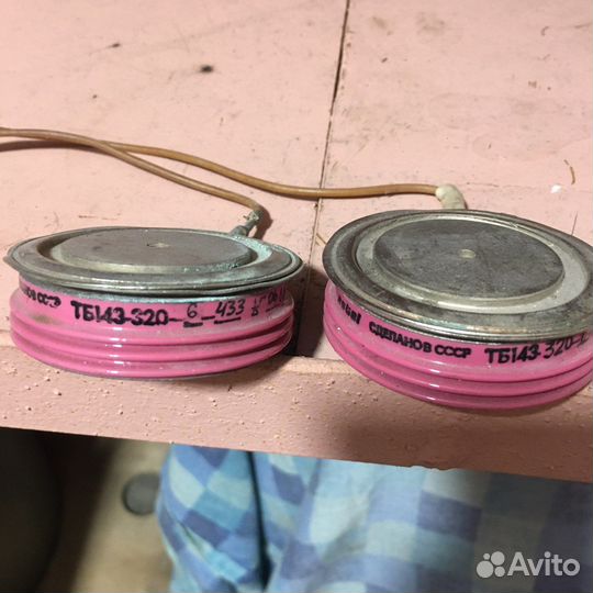 Тиристоры тб143-320-6 2шт