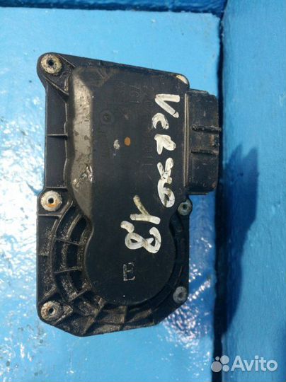 Дроссельная заслонка Тойота Версо 1,8