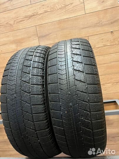 Bridgestone Blizzak VRX 225/60 R17