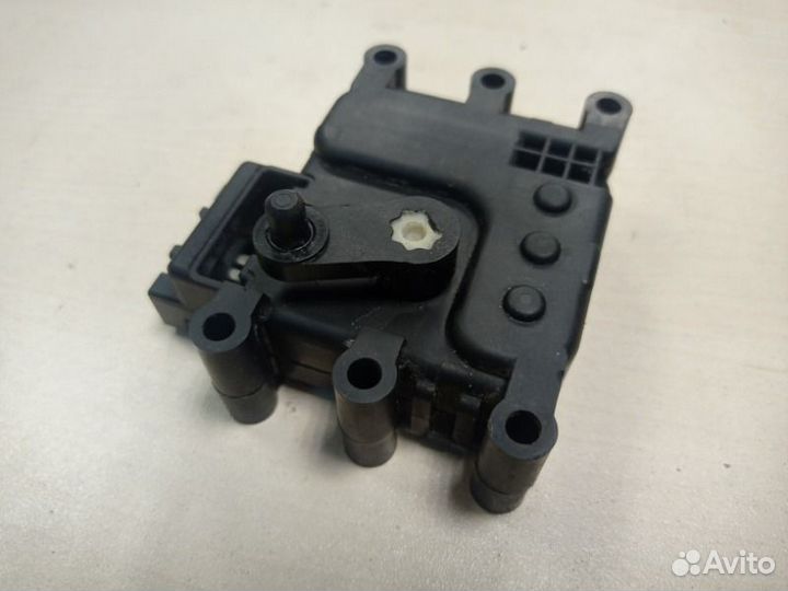 Моторчик заслонки отопителя Mazda Cx-7 ER3P L3-VDT