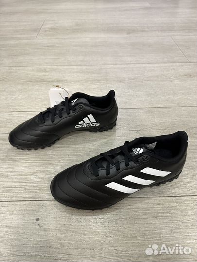 Бутсы дет сороконожки Adidas раз 36 (23,5 см)