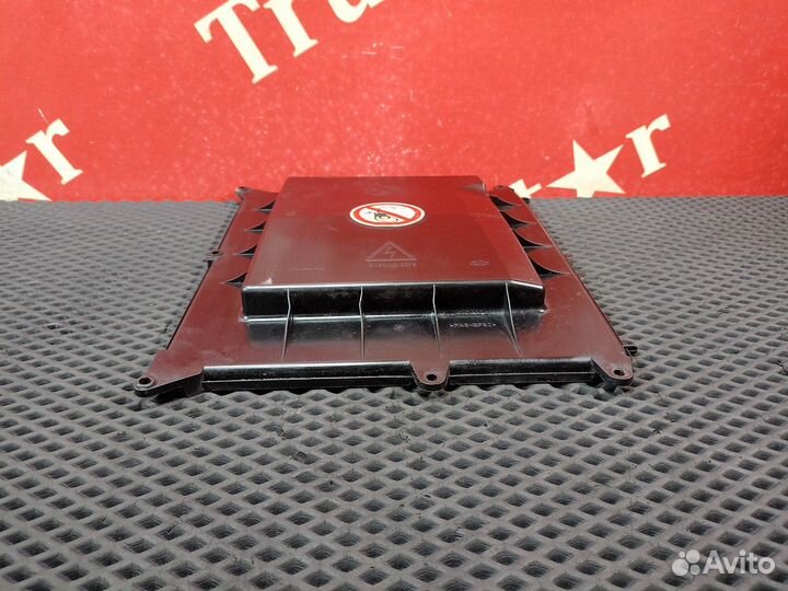 Крышка блока предохранителей