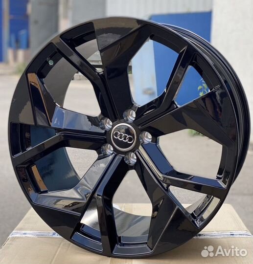 R21 на Audi Q7 / Q8 5х112 Новые Диски