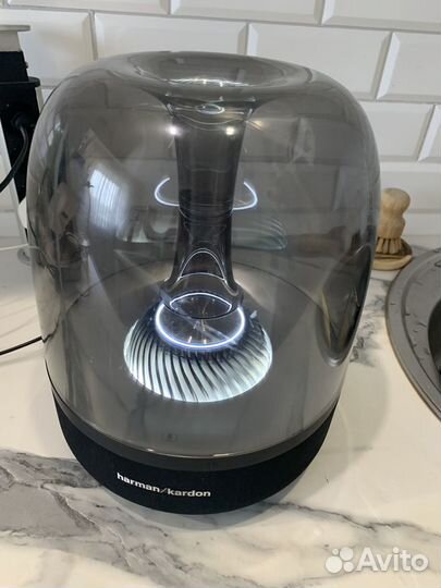 Колонка harman kardon aura