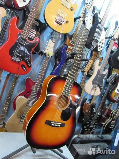 Акустическая гитара Colombo