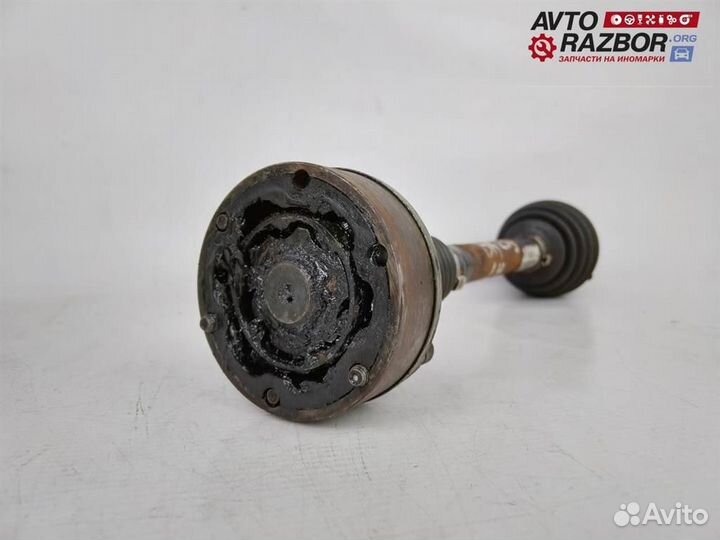 Полуось передняя левая Audi A1 2010