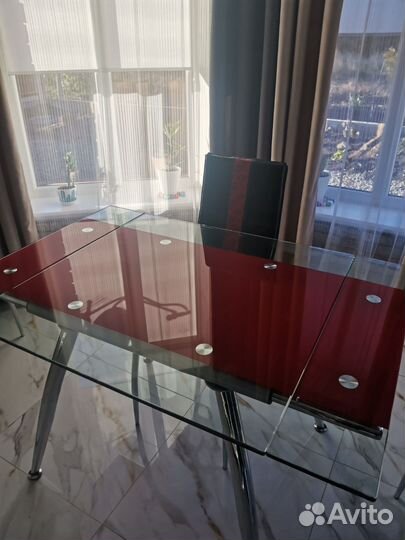 Кухонный стол и стулья комплект бу