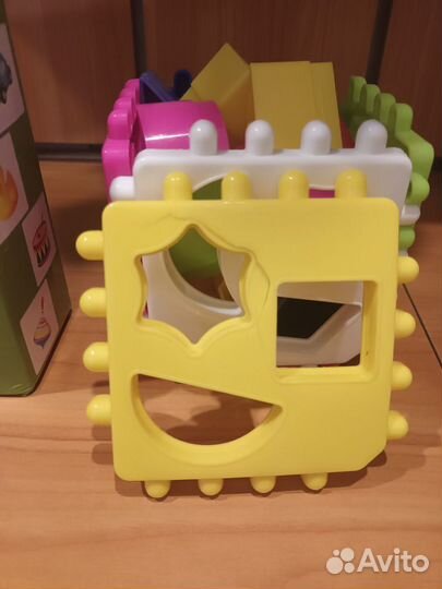 Развивающие игрушки