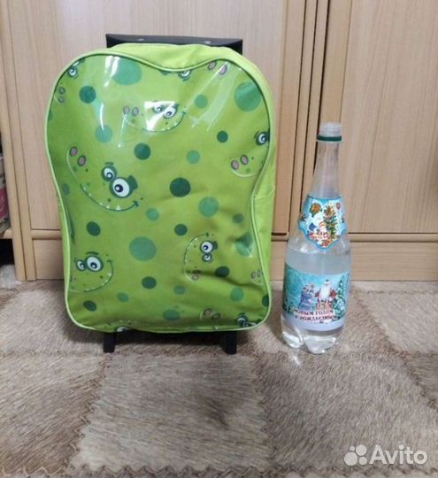 Чемодан на колесах детский бу