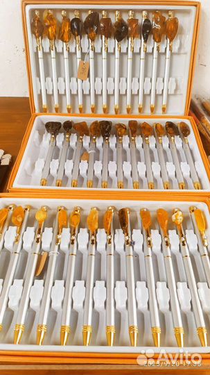 Сувениры ручки с янтарем