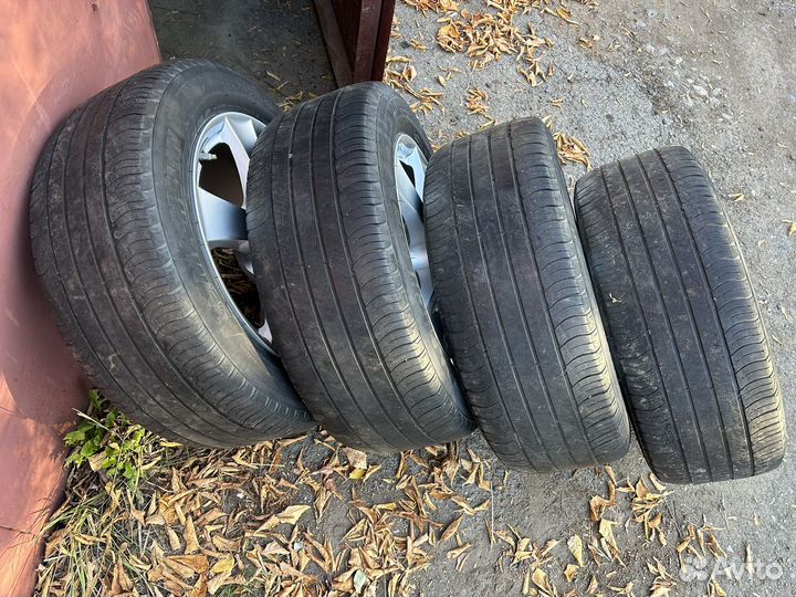 Michelin Latitude Tour HP 235/55 R17