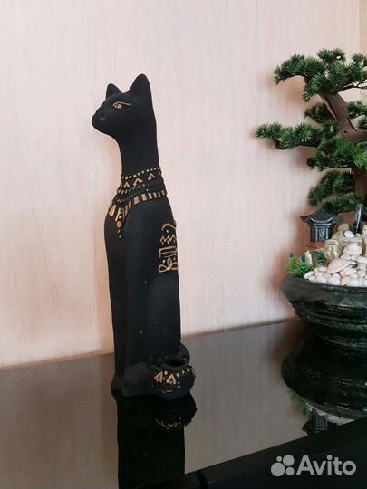 Статуэтка кошки