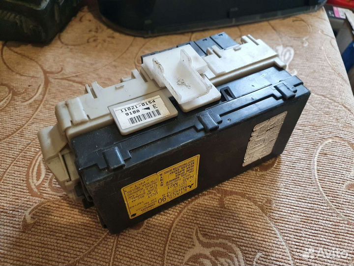 Блок предохранителей комфорта галант galant usa