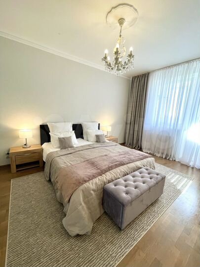2-к. квартира, 73 м², 9/10 эт.