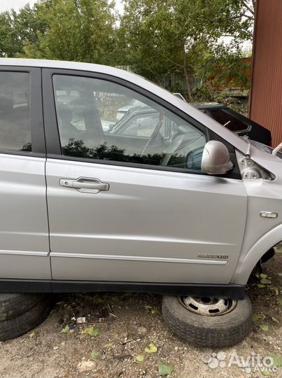 Дверь передняя правая SsangYong Kyron