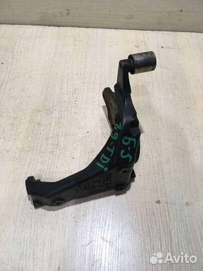 Кронштейн тнвд Audi A6 C5