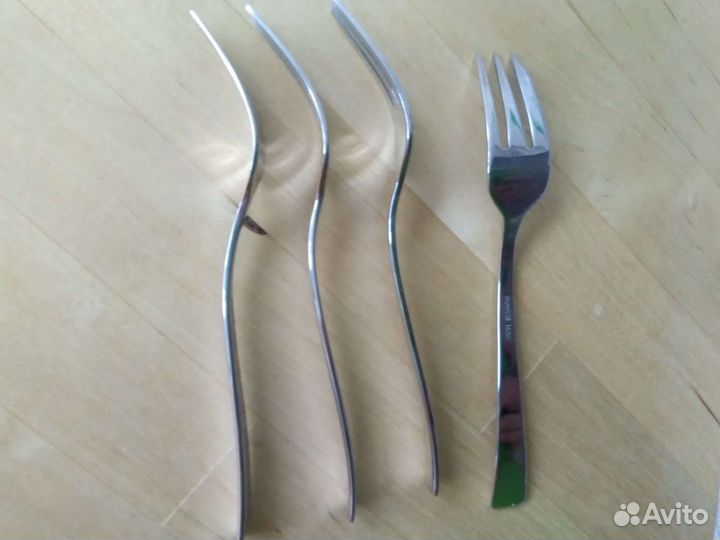 Вилочки десертные и нож