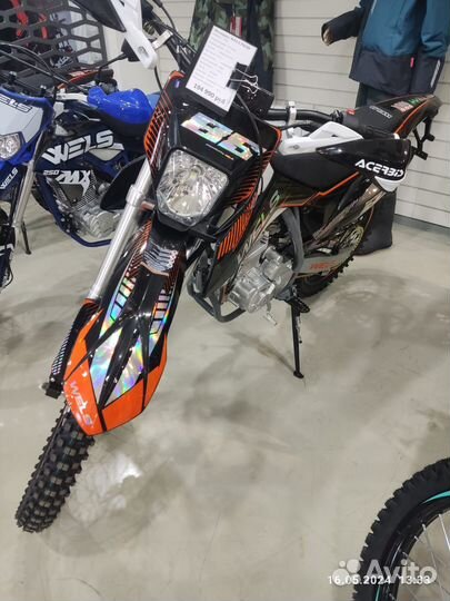 Кроссовый мотоцикл wels PR300