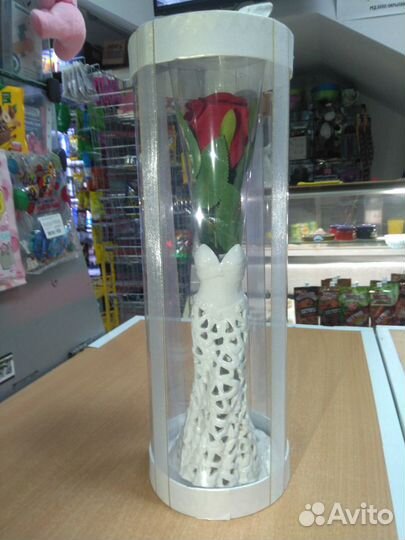 Ваза декоративная