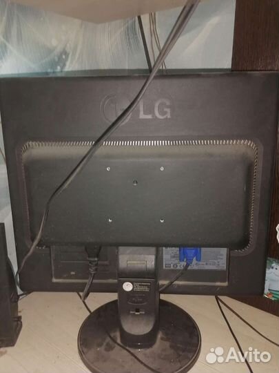 Монитор Samsung