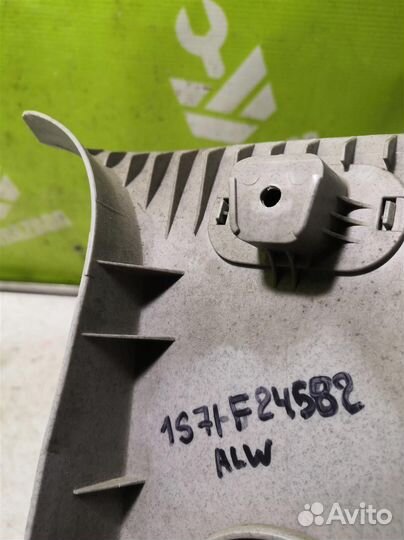 Обшивка стойки Форд Мондео 3