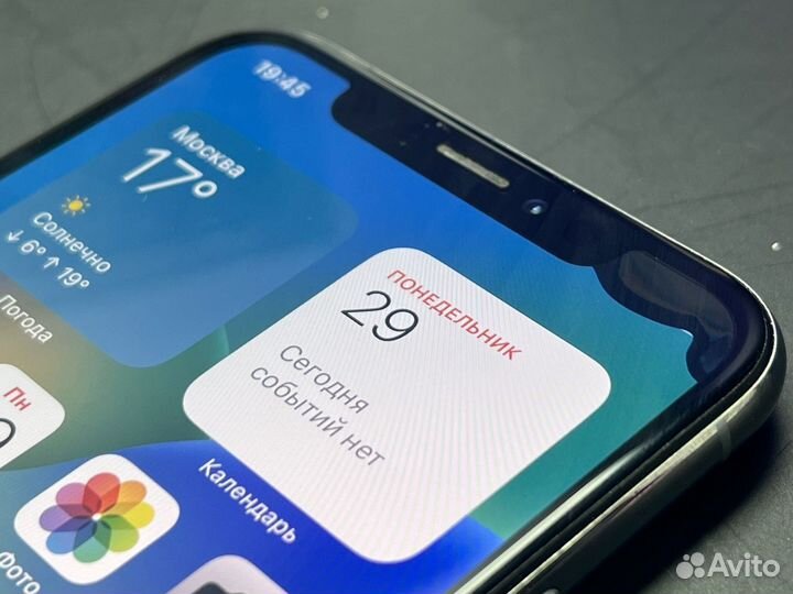 iPhone X, 64 ГБ