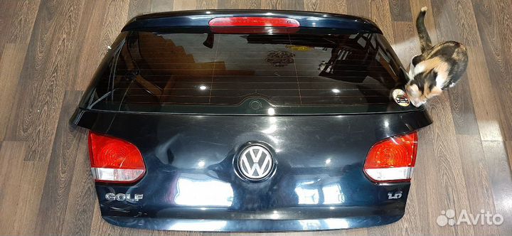 Дверь(крышка) багажника гольф 6 5K1 MK6