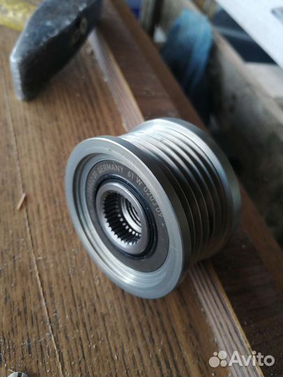 Шкив генератора обгонная муфта