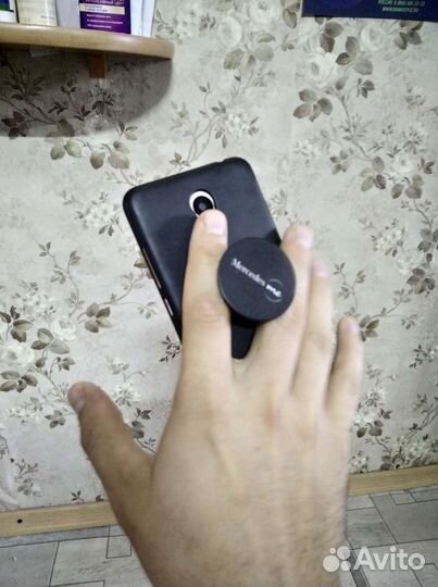 Попсокет popsocket