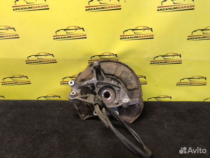 Кулак задний левый Mercedes 211 W211 OM646.821