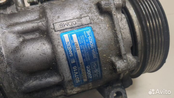 Компрессор кондиционера Volvo C30, 2008