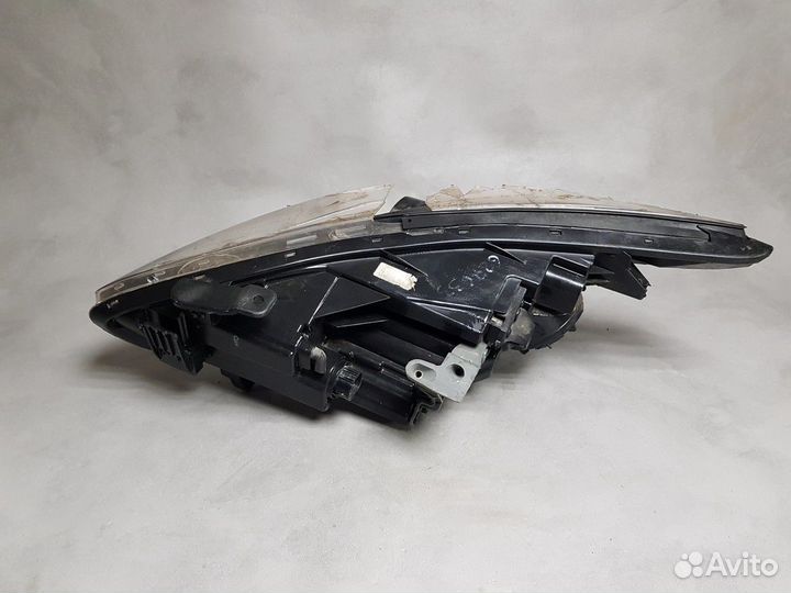 Фара правая Kia Stinger 2017