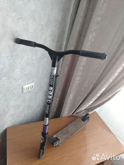 Трюковой самокат