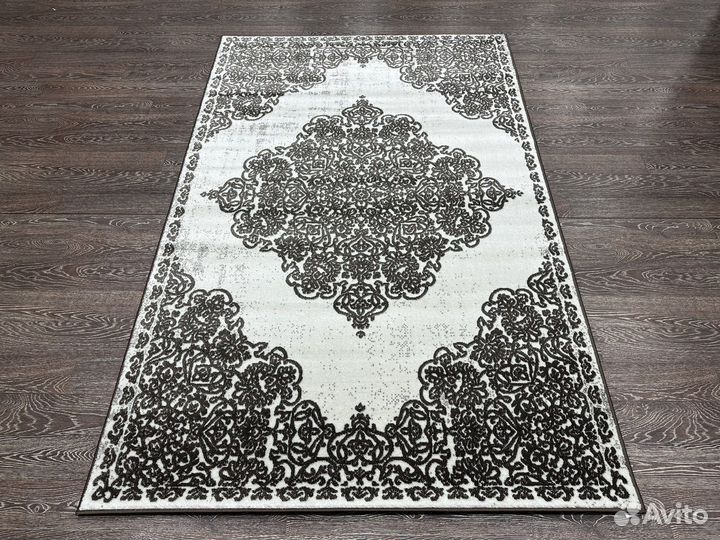 Ковер 1.5х2.3 новый