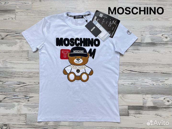 Футболка Moschino