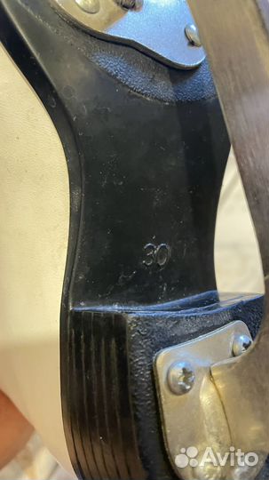 Коньки фигурные 30 размер