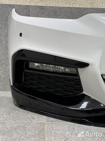 Оригинальный передний бампер на бмв g30