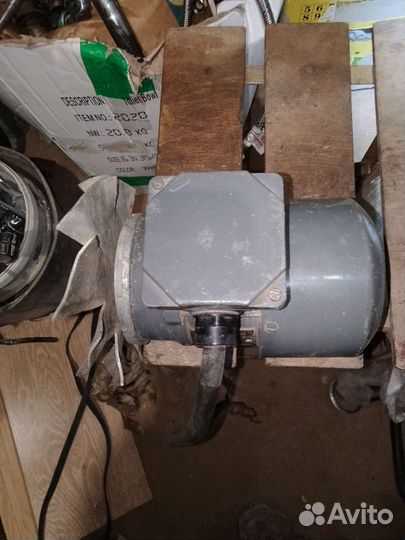 Двигатель с вентилятором