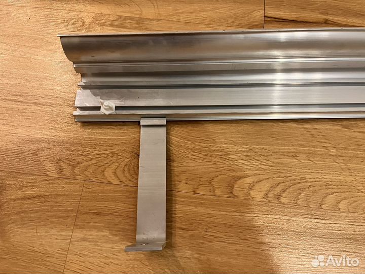 Карниз потолочный алюминиевый 2.40